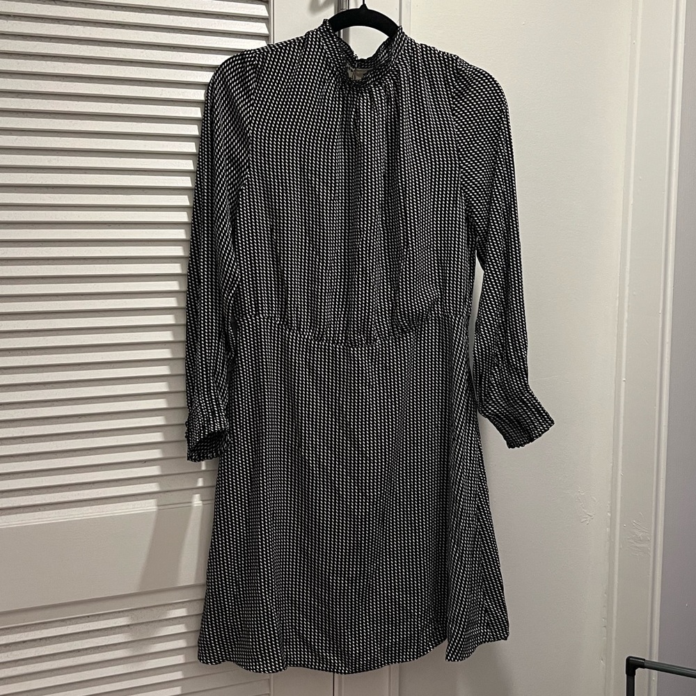 Long-sleeve mock neck dress from H&M. Size medium.